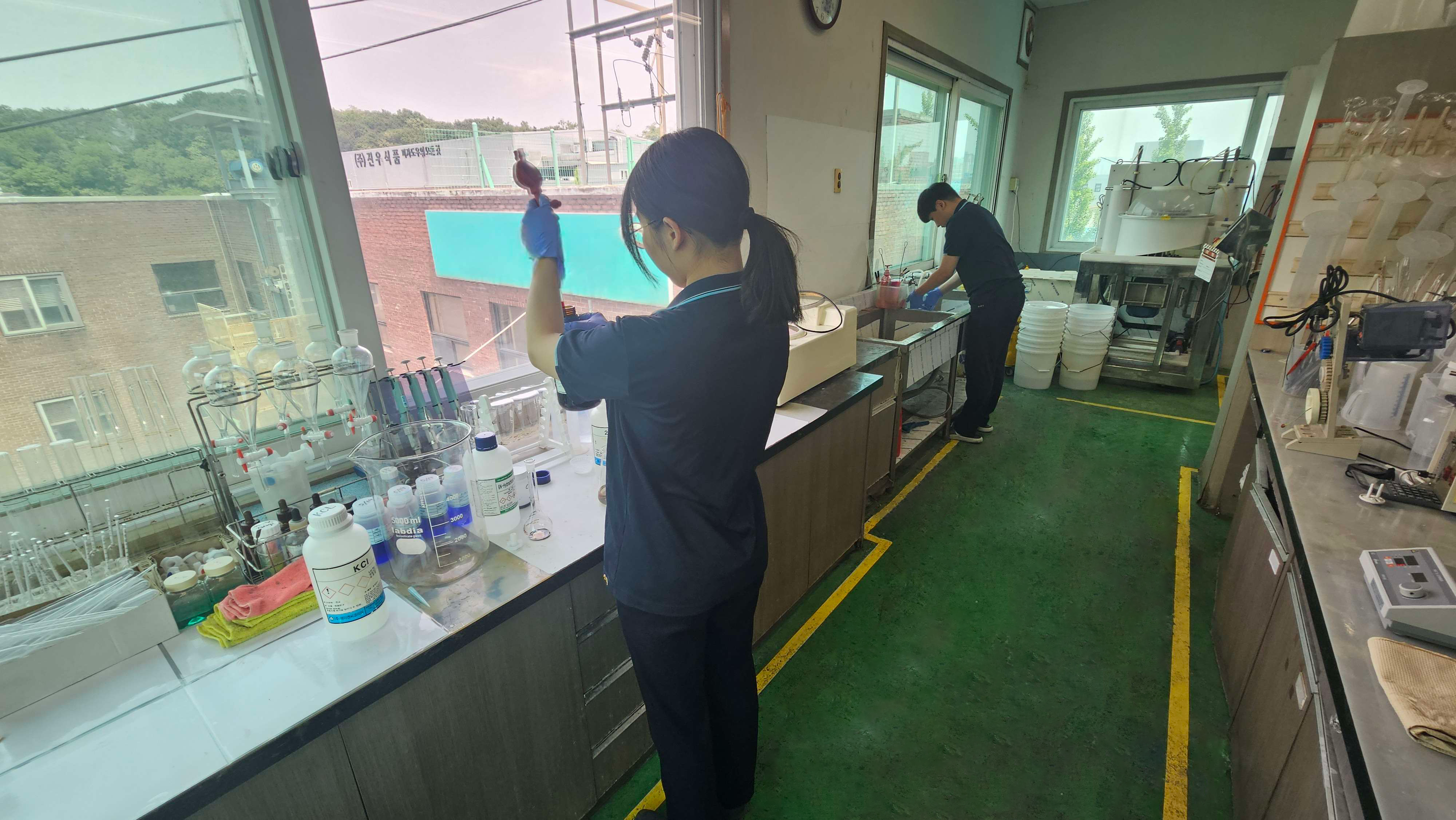 实验室研究